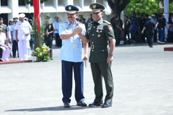 Dalam menghadapi tantangan tugas TNI kedepan yang tidak semakin ringan, Panglima TNI menekankan perlunya kebersamaan seluruh prajurit.