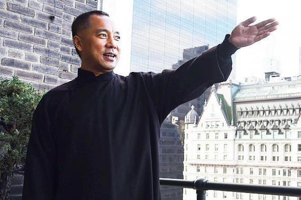 Miliarder Tingkok, Guo Wengui yang mencari suaka di Amerika Serikat setelah menuduh pejabat China melakukan korupsi menginginkan perubahan rezim di Beijing