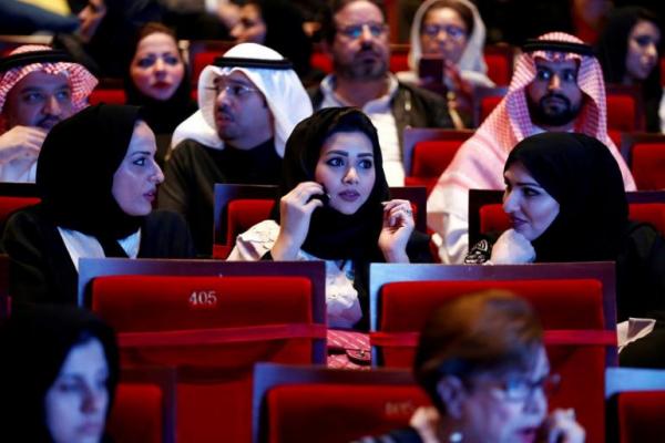 Pemerintah Arab Saudi mulai menyensor film animasi anak-anak yang  berdurasi panjang akhir pekan ini di sebuah teater sementara.