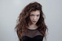 Lorde Batalkan Jadwal Manggung di Israel