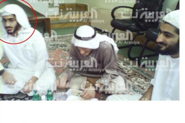 Foto Putra pemimpin al-Qaeda Osama diketahui berada di Iran. Gambar tersebut menunjukkan tiga putra Osama bin Laden. Dari kanan, mereka adalah, Mohammad, Laden dan Hamza.