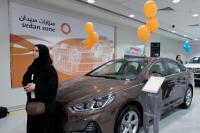 Saudi Gelar Pameran Mobil Khusus Perempuan