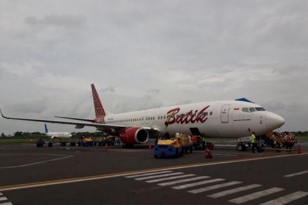 Setelah diresmikan oleh Presiden Republik Indonesia, Joko Widodo pada 25 Oktober lalu, satu persatu maskapai domestik memulai penerbangannya dari dan ke Bandara Aji Pengeran Tumenggung Pranoto (APT) Pranoto di Samarinda. 