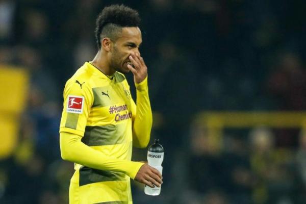 Hubungan Pierre-Emerick Aubameyang dan Borussia Dortmund tampaknya semakin tak harmonis.