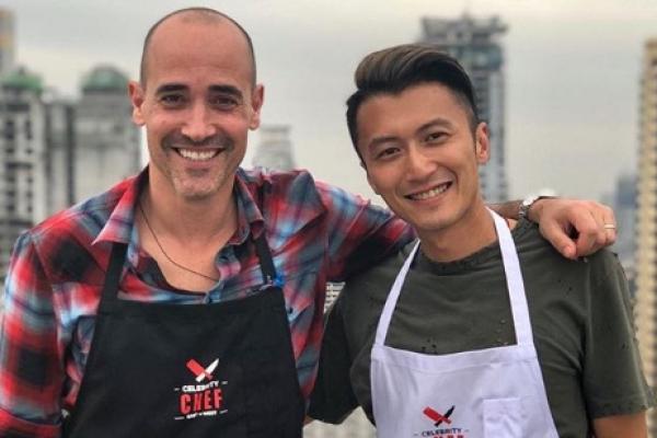 Celebrity Chef: East Vs West akan tayang perdana di saluran FOX Life pada 25 Maret 2018 setiap hari minggu pukul 20.00 WIB.