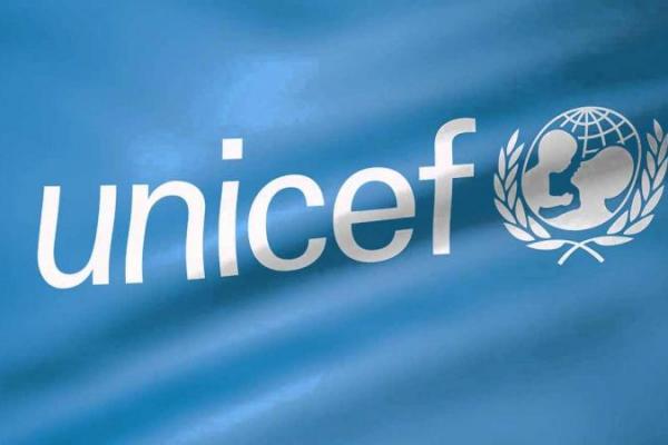 UNICEF Indonesia mendorong pemerintah agar menyediakan fasilitas toilet yang layak di sekolah-sekolah untuk memberikan kenyamanan kepada para siswi yang sedang mengalami menstruasi.