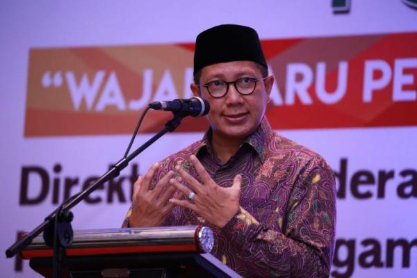 Lukman Hakim Saifuddin menyebut tambahan kuota 10.000 jemaah untuk Indonesia, akan dikhususkan bagi jemaah lanjut usia (lansia) dan pendamping haji.