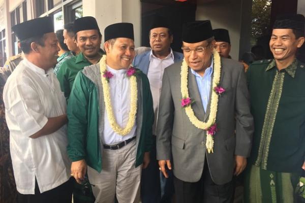 Ketua Umum PBNU KH Said Aqil Siraj menyapa Ketua Umum DPP PKB Abdul Muhaimin Iskandar (Gus AMI) sebagai Calon Presiden (Capres) 2024.