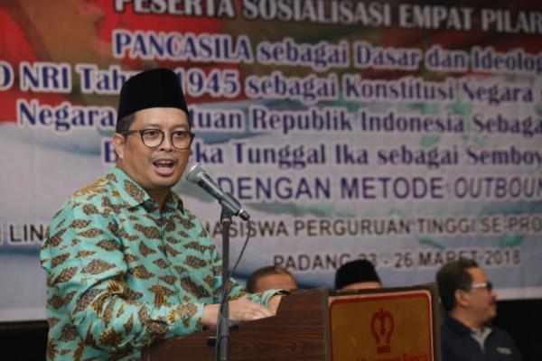 Menurut  politisi Partai Golkar ini, sosialisasi ini menjadi  sangat penting ditanamkan di setiap jiwa sanubari bangsa Indonesia