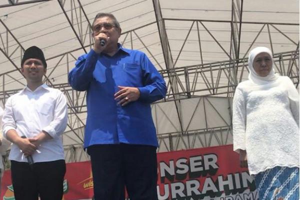 Rapat akbar di alun-alun Jombang, Ahad (1/4) diisi orasi Presiden ke-6 Susilo Bambang Yudhoyono (SBY).