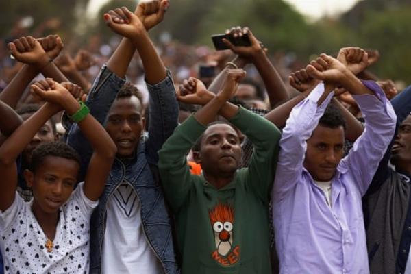Keputusan mendadak Hailemariam Desalegn untuk mundur pada 15 Februari terjadi setelah lebih dari dua tahun protes anti-pemerintah.