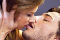 Manfaat Berciuman Menurut Ilmuwan