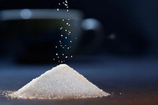 Meski hal itu mengejutkan, namun menurut Dr Frayling mengkonsumsi gula lebih mampu mengurangi