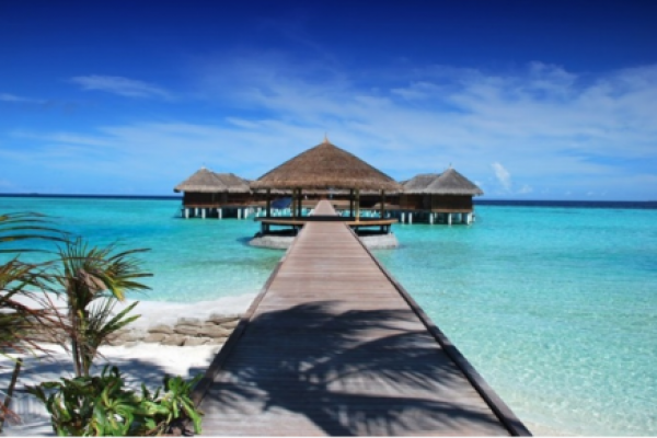Berikut rekomendasi lima pulau yang wajib Anda kunjungi saat musim panas. Dijamin siapapun yang ke tempat ini, serasa bermimpi.