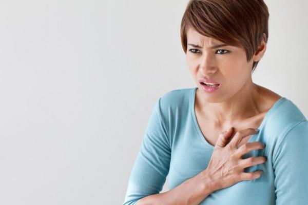 Sebuah studi menunjukkan sering berdiri dua kali lebih berisiko mengalami penyakit jantung dibanding yang sering duduk.