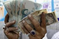 Iran Sebut Tak Logis Menggunakan Mata Uang "Musuh"