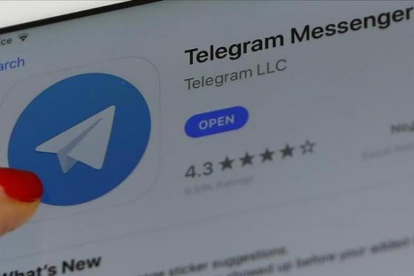 Wakil Presiden Iran Eshaq Jahangiri dengan cepat mengikutinya dan juga mengumumkan keputusan untuk menutup akun Telegram pribadinya. (AA)