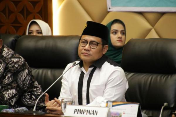 Muhaimin Iskandar meminta pemerintah yang dalam hal ini Kementerian Perdagangan (Kemendag) menghentikan impor beras