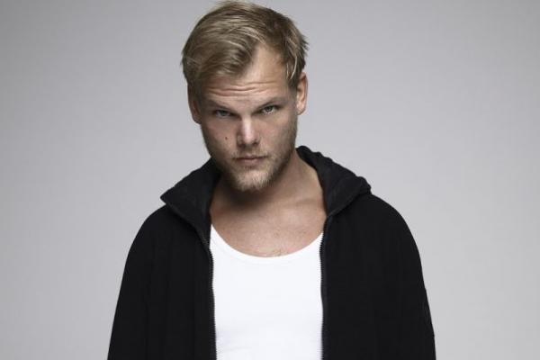 Kabar duka DJ yang juga dikenal dengan sapaan Avicii datang dari pernyataam humas Bergling