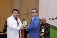 Zulkifli Hasan Diangkat Sebagai Anggota Dewan Kehormatan Persatuan Dokter Umum