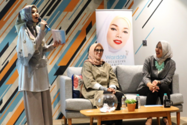 Mampu memberikan kontribusi positif dalam mendorong perekonomian kreatif dari sektor produk hijab.