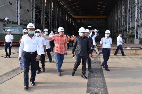 Komisi V DPR RI memantau progres penyelesaian tujuh kapal yang dipesan Direktorat Perhubungan Laut Kementerian Perhubungan (Kemenhub) di Pontianak, Kalimantan Barat.