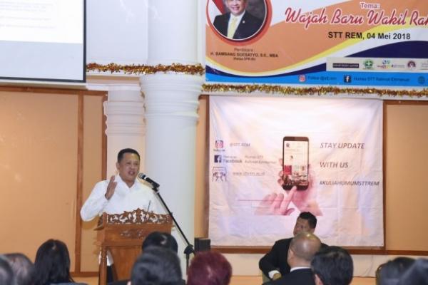 Ketua DPR RI Bambang Soesatyo bertekad segera mewujudkan DPR RI sebagai parlemen modern. Tujuannya, agar DPR RI tidak kalah dengan parlemen negara lain serta tertinggal perkembangan jaman.