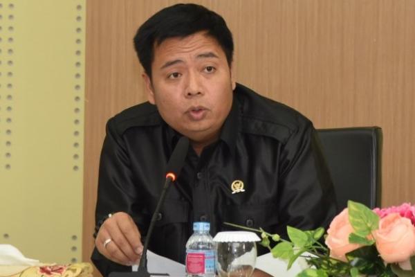 Kebutuhan personel dan peralatan Basarnas Kalimantan Barat menjadi fokus perhatian Komisi V DPR RI Pasalnya, wilayah geografis Kalimantan Barat begitu luas dan merupakan daerah perbatasan dengan negara tetangga.