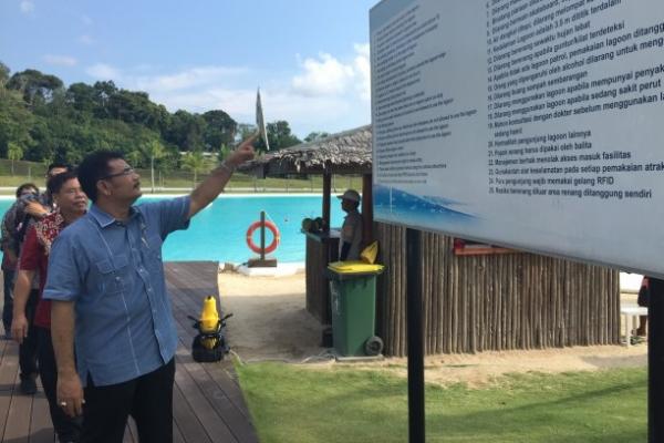 Wakil Ketua Komisi X DPR RI Sutan Adil Hendra mengatakan, pemerintah melalui Kementerian Pariwisata telah menetapkan Kepulauan Riau menjadi salah satu dari 10 destinasi pariwisata prioritas yang akan dipromosikan ke tingkat dunia.