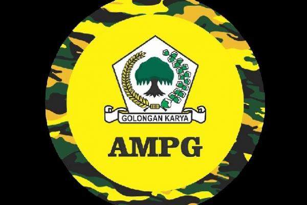 AMPG melakukan Rapat Pleno, di Pusat Komando BPPG, Jakarta Selatan, Selasa (3/9). Salah satu point hasil rapat pleno adalah memberhentikan Ilham Permana sebagai ketua umum PP AMPG dan mendukung Ketua DPR Bambang Soesatyo menjadi Ketum Partai Golkar.