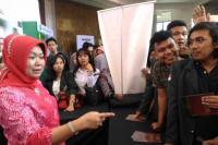 Siti Fauziah: Mahasiswa Raup Untung dari Festival Konstitusi dan Antikorupsi