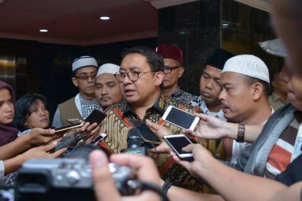 Wakil Ketua DPR RI Fadli Zon menegaskan, aksi terorisme yang baru-baru ini terjadi di beberapa wilayah Indonesia, harus dipelajari lebih dalam asal muasalnya.
