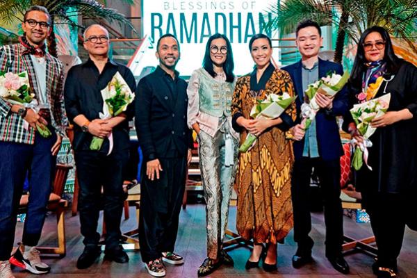 Ramadhan In Style berkolaborasi dengan 5 fashion designer menghadirkan tren terbaru busana muslim yang arahnya lebih ke modest fashion. 