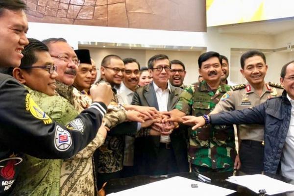 Ketua DPR RI Bambang Soesatyo (Bamsoet) memberikan apresiasi tinggi atas kerja keras Panitia Khusus (Pansus) DPR RI dan pemerintah yang telah menyelesaikan pembahasan RUU Pemberantasan Tindak Pidana Terorisme.