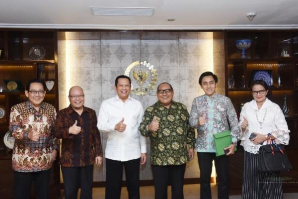 Ketua DPR RI Bambang Soesatyo mengingatkan, seni dan budaya telah memberikan warna tersendiri dalam perkembangan peradaban manusia.