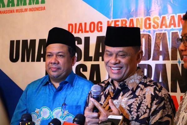 Wakil Ketua DPR Fahri Hamzah menilai mantan Panglima TNI Jenderal (Purn) Gatot Nurmantyo memiliki pemikiran tentang proxy war yang luar biasa.