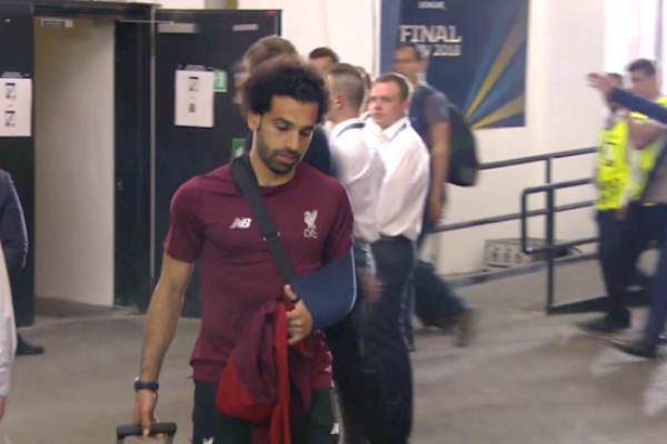 Dokter tim Mesir Mohamed Abou El-Ela mengatakan, menurut informasi dari staf medis Liverpool, Salah hanya mengalami kerusakan ligamen, dan kemungkinan akan pulih tiga Minggu ke depan.