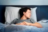 Gelisah Saat Tidur? Pakar Ungkap Penyebabnya