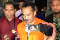 KPK "Boyong" Bukti Suap Kasus  Wali Kota Blitar