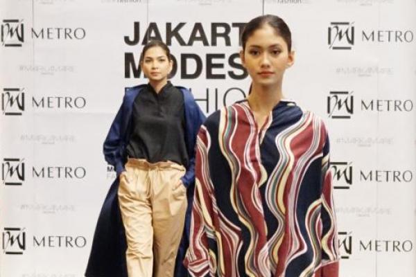 Perhelatan Jakarta Modest Fashion Week ingin mengangkat nama desainer lokal Indonesia ke mata dunia.
