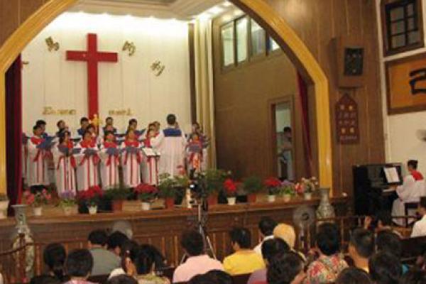 Komunitas Kristen di China khawatir atas semakin banyak penangkapan dan kegiatan mereka diperkirakan akan datang di bawah pengawasan lebih dalam beberapa bulan mendatang.