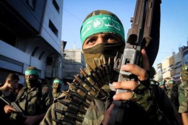 Gerakan Perlawanan Palestina Hamas membantah bahwa empat orang yang tewas selama operasi Israel