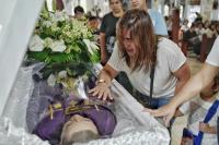 Komplotan Bersenjata Bunuh Imam Katolik di Filipina