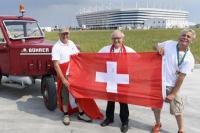 Tiga Fans Swiss Gunakan Traktor ke Rusia