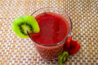 Nikmati Segarnya Jus Semangka dan Kiwi di Pagi Hari
