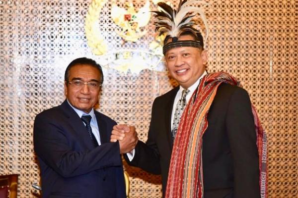 Ketua DPR RI Bambang Soesatyo (Bamsoet) menegaskan Indonesia mendukung penuh Timor Leste untuk dapat bergabung dalam keanggotaan ASEAN.