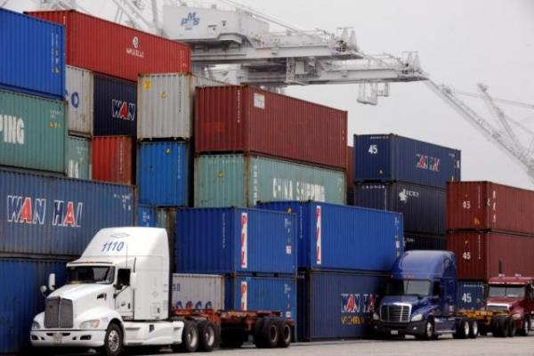 Ketersediaan kontainer di suatu negara salah satunya bergantung pada frekuensi impornya.