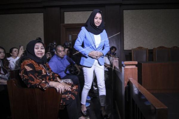 Selain vonis penjara, Buati Rita juga dicabut hak politiknya selama lima tahun setelah jalani pidana penjara. ‎