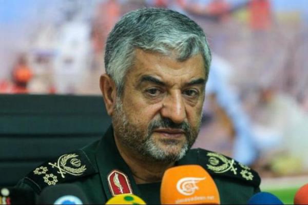 Mayor Jenderal Mohammad Ali Jafari mengabaikan ancaman pemerintah AS untuk memotong ekspor minyak Iran hingga ke nol pada November.