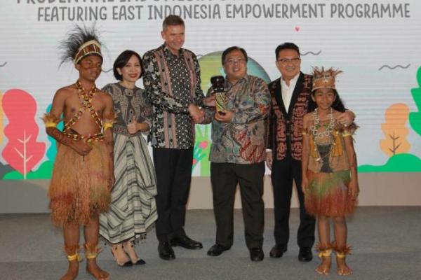 Community Investment diharapkan bisa menjawab tantangan pemberdayaan Indonesia Timur, khususnya literasi keuangan.
